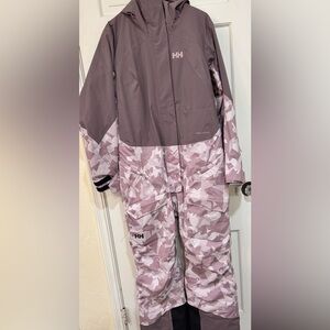 Helly Hanson Ski/Snow Suit - worn twice. Lots of pockets!